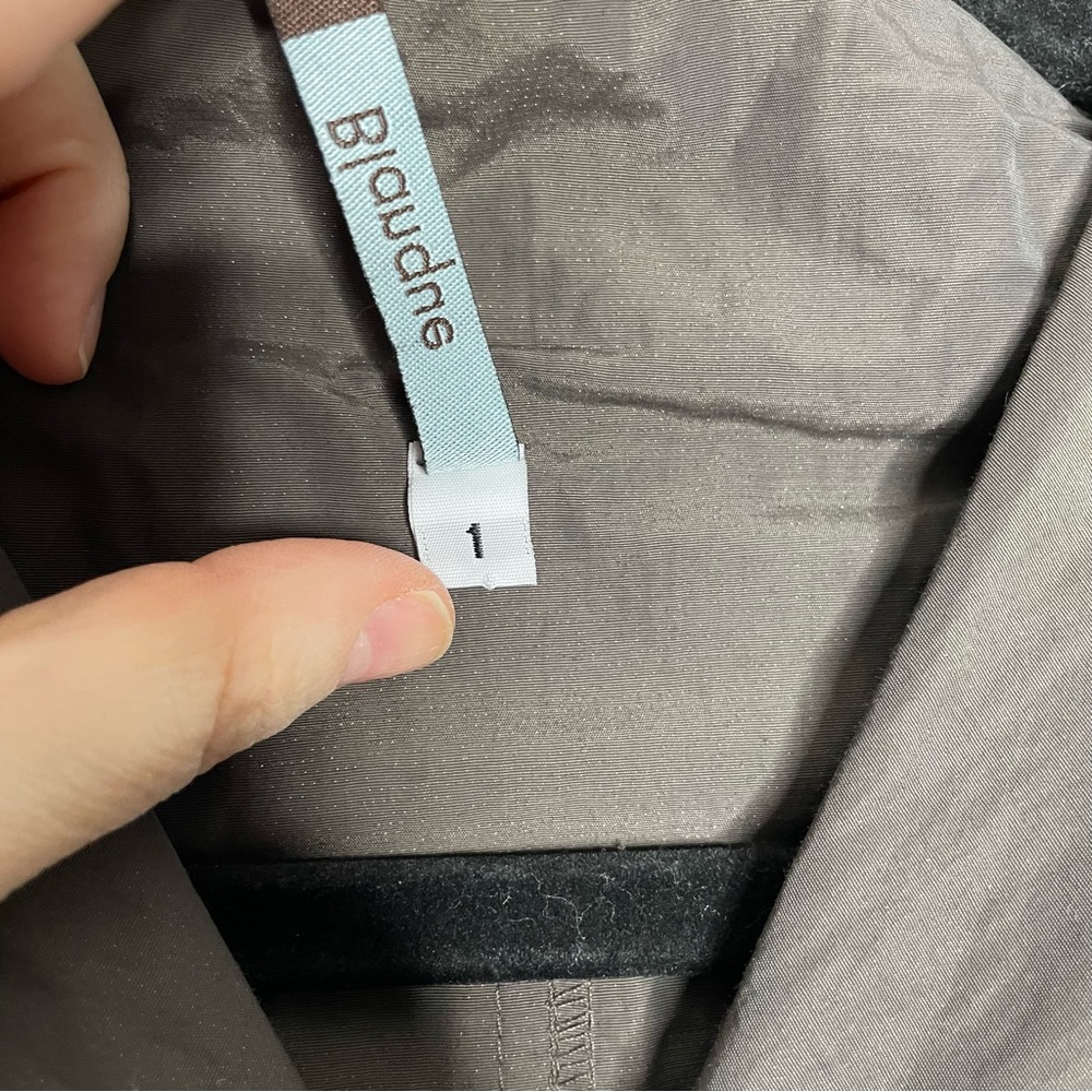 Blanque Lightweight Jacket Button Down Windbreake… - image 5